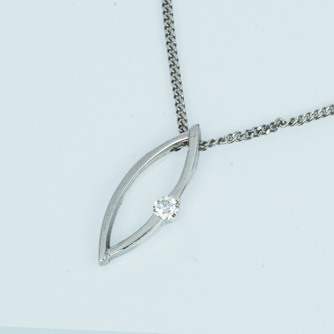 18 carat white gold diamond marquise shape pendant