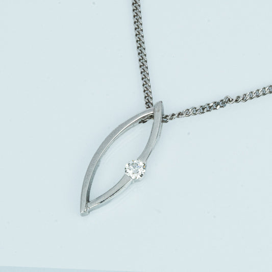 18 carat white gold diamond marquise shape pendant