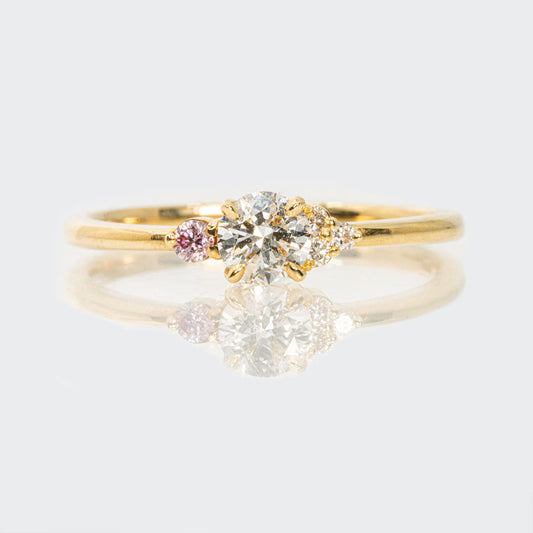 18 carat yellow gold pink and white diamond dress ring
