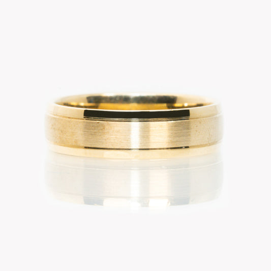 18 carat yellow gold brushed finish gents ring